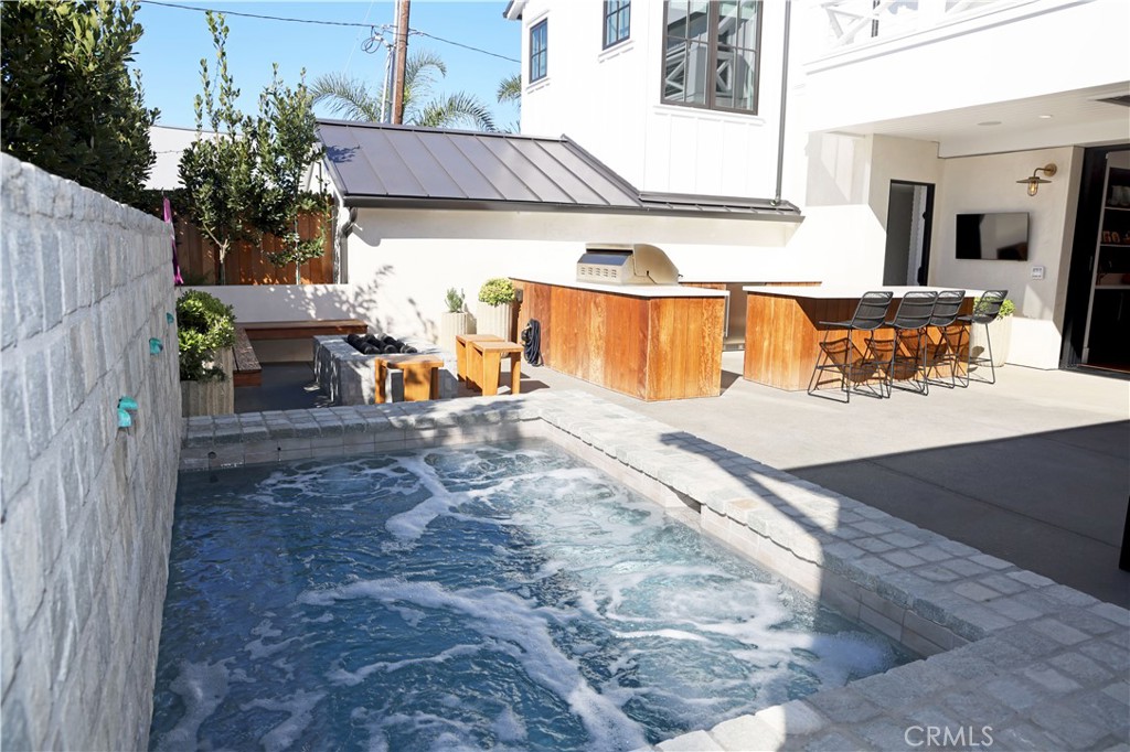 MLS #NP25232995 image #6