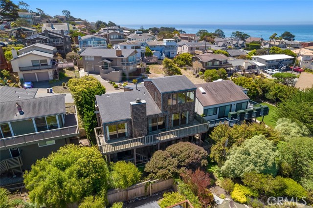373 Bristol Street, Cambria CA: https://media.crmls.org/medias/9a355f79-6fab-4b51-ab00-21abb3d5e382.jpg
