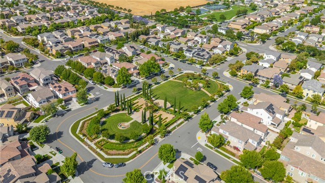14450 Willamette Avenue, Chino CA: https://media.crmls.org/medias/9a37b4fe-11e0-486a-a248-88c5b217c542.jpg