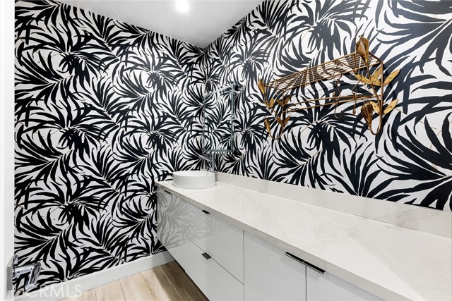 Detail Gallery Image 27 of 53 For 3156 Dona Emilia Dr, Studio City,  CA 91604 - 5 Beds | 3 Baths