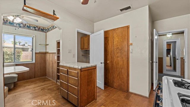 Detail Gallery Image 16 of 40 For 551 E I St, Ontario,  CA 91764 - 3 Beds | 2 Baths