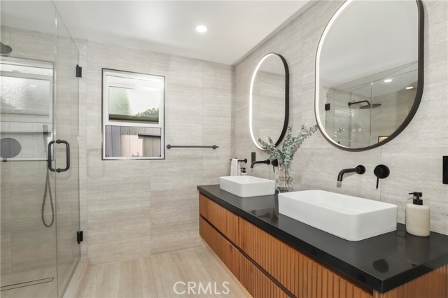 Detail Gallery Image 33 of 47 For 23856 Aetna, Woodland Hills,  CA 91367 - 4 Beds | 3 Baths