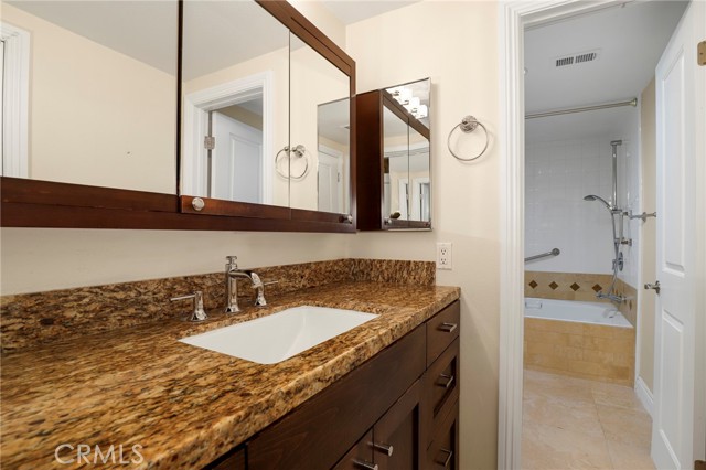 Detail Gallery Image 19 of 27 For 248 Oakleaf, Thousand Oaks,  CA 91360 - 1 Beds | 1 Baths