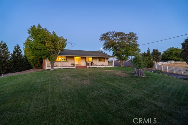 Detail Gallery Image 5 of 75 For 2120 Claassen Ranch Ln, Paso Robles,  CA 93446 - 3 Beds | 2 Baths