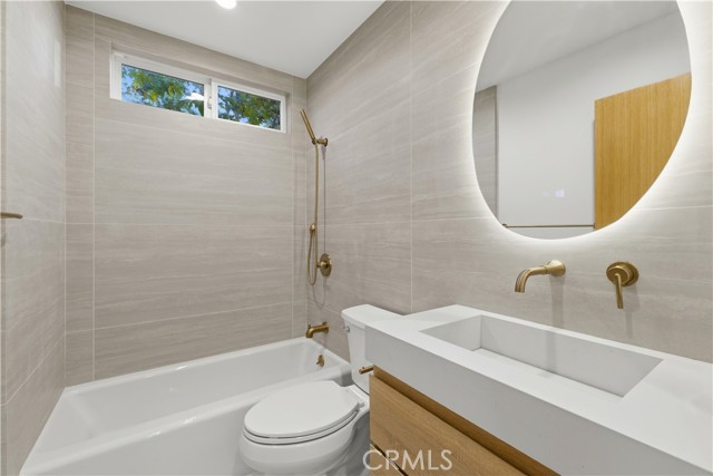 Detail Gallery Image 17 of 41 For 7663 7661 Sedan Ave, West Hills,  CA 91304 - 5 Beds | 3/1 Baths