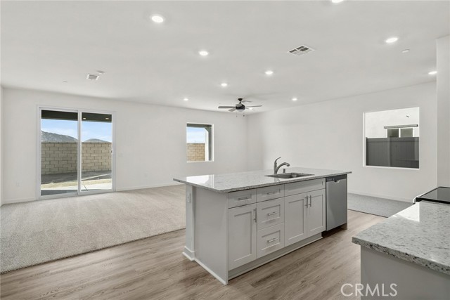 803 Longhorn Drive, San Jacinto CA: https://media.crmls.org/medias/9a3aa444-2a64-416c-8887-2eb8af577ef6.jpg