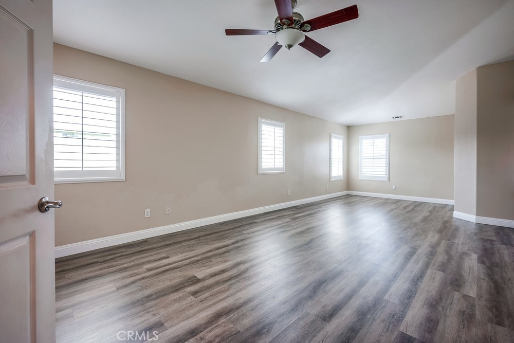 MLS #WS25167113 img 35