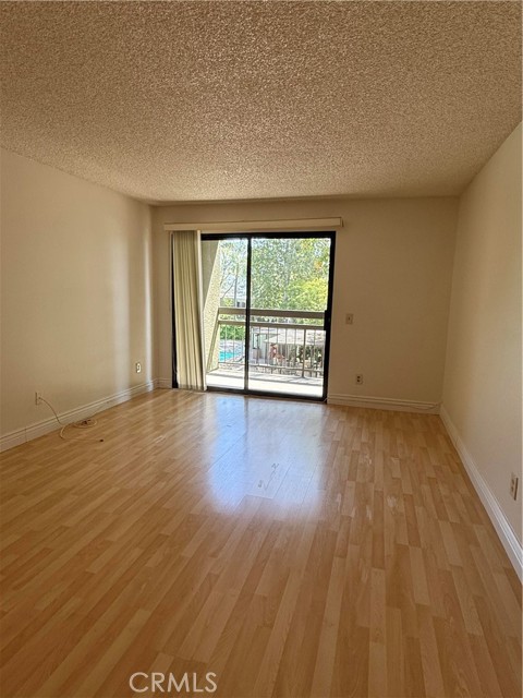 898 Temple, Los Angeles CA: https://media.crmls.org/medias/9a3b1dba-2155-475e-b5fc-b4c980c3396b.jpg