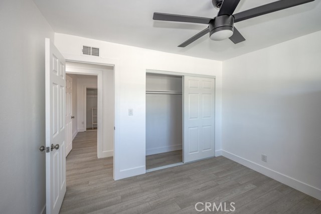 Detail Gallery Image 17 of 24 For 1069 Erringer Rd, Simi Valley,  CA 93065 - 4 Beds | 2 Baths