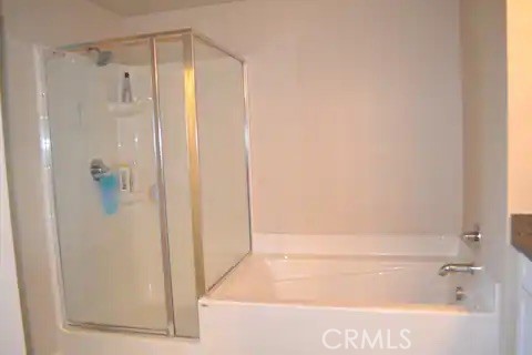 https://media.crmls.org/medias/9a3bd27f-f437-4da4-8958-950503eabdd4.jpg?preset=X-Large