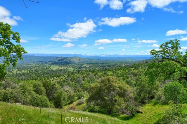 Detail Gallery Image 6 of 50 For 42625 Red Top Mountain Ct, Coarsegold,  CA 93614 - 3 Beds | 2 Baths