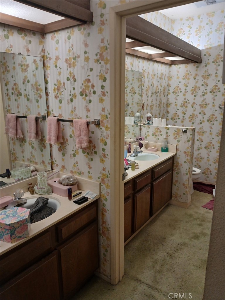 https://media.crmls.org/medias/9a3d6a75-1274-4b66-aced-cb0b89d64652.jpg?preset=X-Large