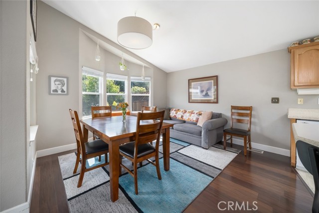 614 Rancho Oaks Drive, San Luis Obispo CA: https://media.crmls.org/medias/9a3d7c19-a645-4d1d-b736-e03f8e3991b9.jpg