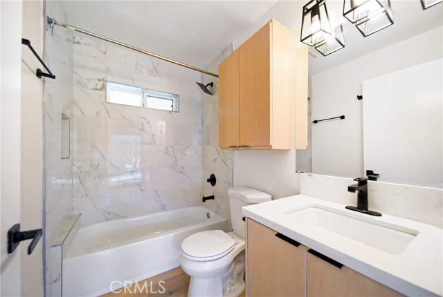 Detail Gallery Image 17 of 40 For 7867 Rim Canyon Rd, Sunland,  CA 91040 - 3 Beds | 3 Baths