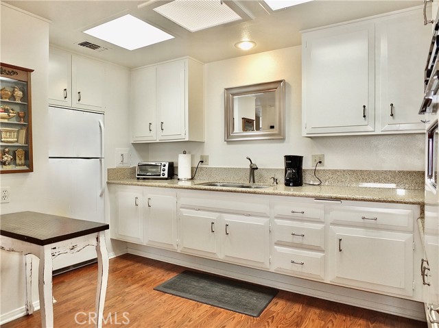Detail Gallery Image 20 of 35 For 1560 Interlachen Rd 66i,  Seal Beach,  CA 90740 - 2 Beds | 1 Baths