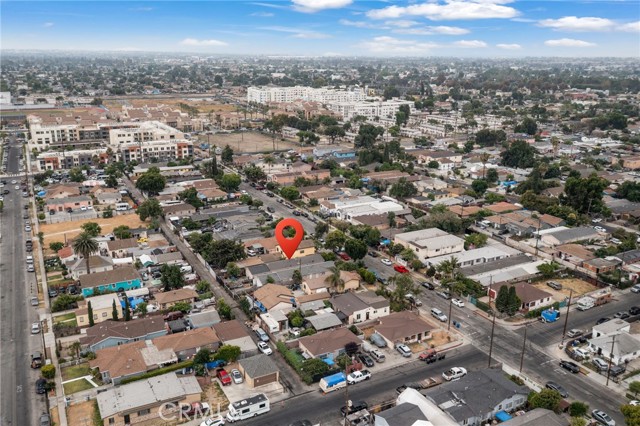 9514 Juniper Street, Los Angeles CA: https://media.crmls.org/medias/9a3e01db-1500-496e-a956-176f2dc5ac7b.jpg