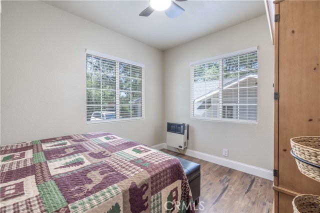 Detail Gallery Image 14 of 28 For 225 Sunset Ln, Sugarloaf,  CA 92386 - 2 Beds | 1 Baths