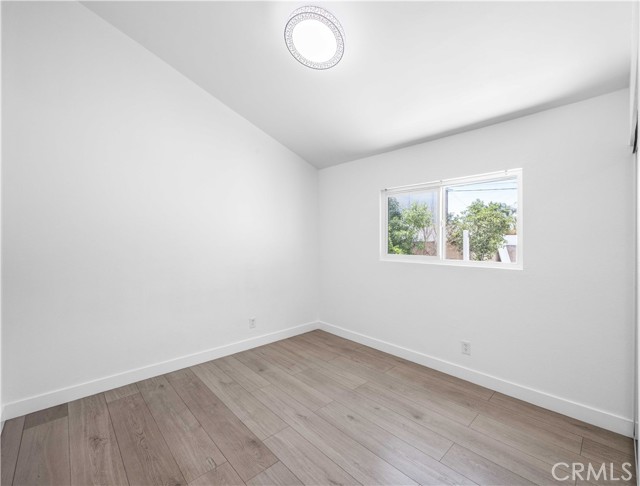 11430 Strathern Street, North Hollywood CA: https://media.crmls.org/medias/9a3f8495-330d-4987-86c1-1e3e50005da8.jpg