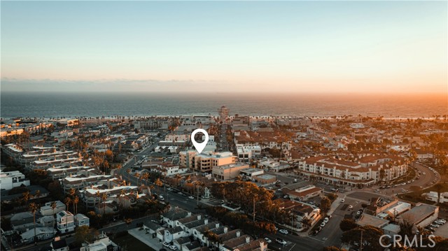 414 Main, Huntington Beach CA: https://media.crmls.org/medias/9a3fe3fa-11a8-4dc4-b82c-54dfba633819.jpg
