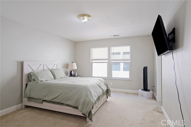 1169 Crescent Drive, Merced CA: https://media.crmls.org/medias/9a40642a-0c68-414a-876e-7335658b830f.jpg