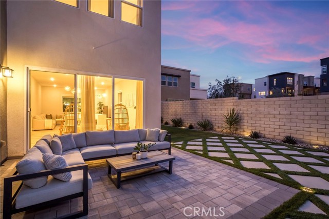 Detail Gallery Image 66 of 74 For 27018 California Ct, Valencia,  CA 91381 - 4 Beds | 4/1 Baths