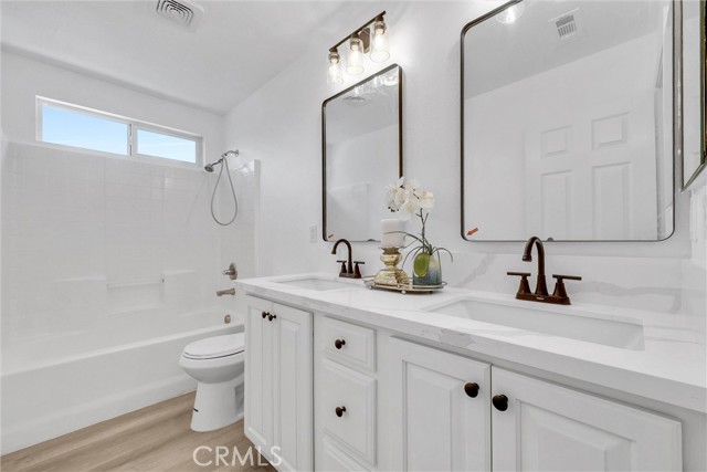 6556 Wells Springs Street, Eastvale CA: https://media.crmls.org/medias/9a40b1a0-aeba-4ed9-87f3-4b145f0bcd6e.jpg