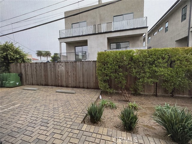 Detail Gallery Image 17 of 29 For 621 N Normandie Ave, Los Angeles,  CA 90004 - 5 Beds | 5 Baths