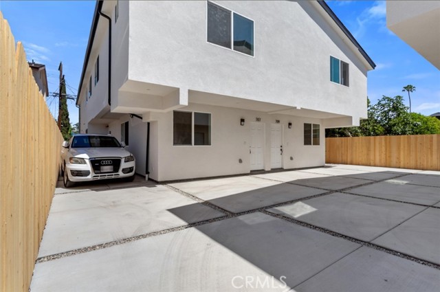 Detail Gallery Image 22 of 45 For 703 W 80th St, Los Angeles,  CA 90044 - 4 Beds | 4 Baths