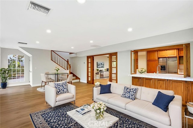 10938 Remmet Avenue, Chatsworth CA: https://media.crmls.org/medias/9a41d597-275e-4cbd-9ad2-1cc86ce4aad8.jpg