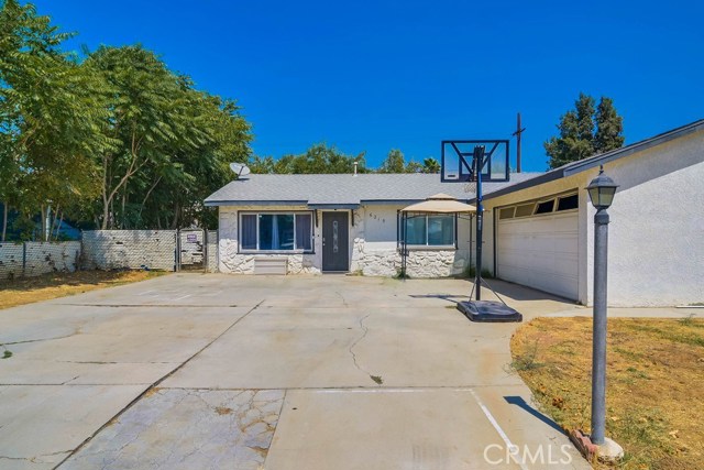 6215 Rustic Ln, Riverside, CA 92509