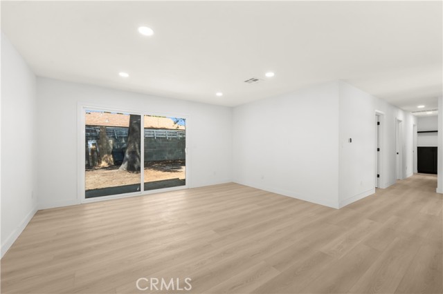 Detail Gallery Image 11 of 41 For 1437 E I St, Ontario,  CA 91764 - 4 Beds | 2 Baths