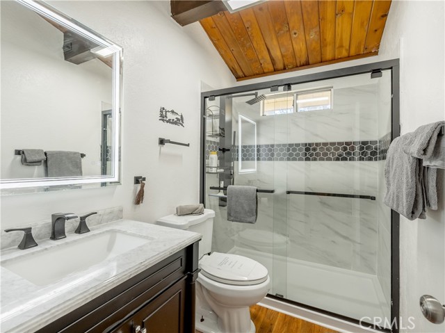 Detail Gallery Image 17 of 34 For 40067 Highland, Big Bear Lake,  CA 92315 - 2 Beds | 1 Baths