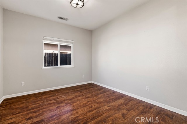360 El Dorado Avenue, Willows CA: https://media.crmls.org/medias/9a44c2dd-df11-4611-b528-2c8a9e3ae662.jpg