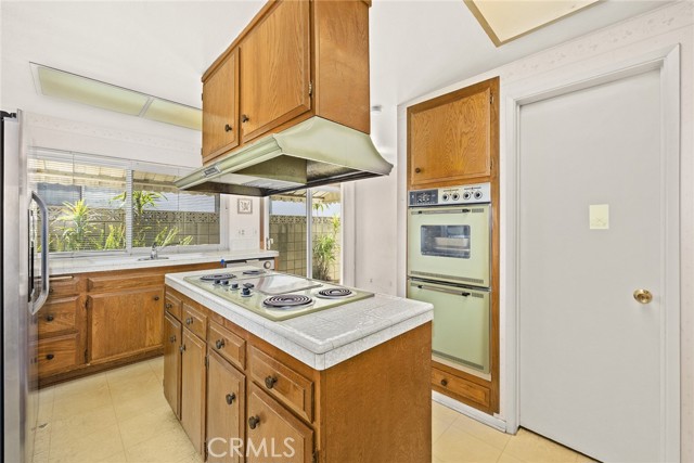 Detail Gallery Image 11 of 28 For 1950 Abajo Dr, Monterey Park,  CA 91754 - 3 Beds | 2/1 Baths