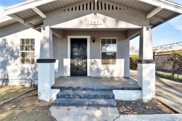 Image 3 of 40 For 2401 Hedges Avenue