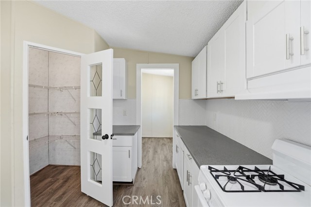 Detail Gallery Image 12 of 38 For 700 E Washington St #102,  Colton,  CA 92324 - 3 Beds | 2 Baths