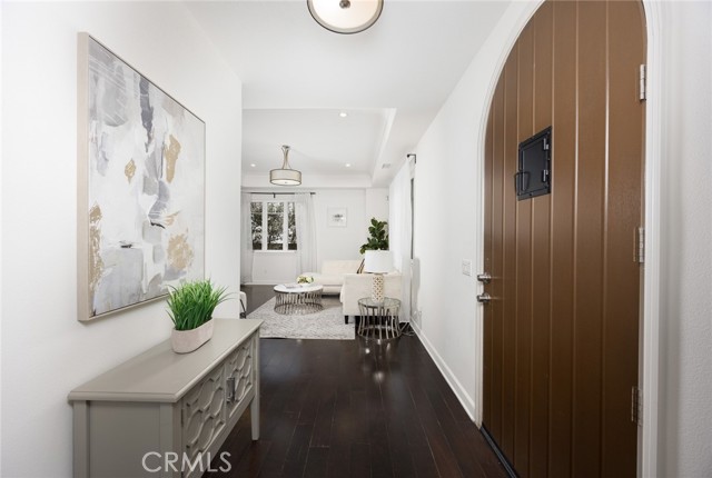 Detail Gallery Image 8 of 31 For 1088 Sunset Bld a,  Arcadia,  CA 91007 - 3 Beds | 3 Baths