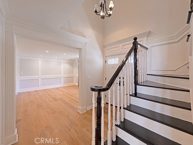 Detail Gallery Image 6 of 50 For 5463 Katherine, Sherman Oaks,  CA 91401 - 5 Beds | 3 Baths