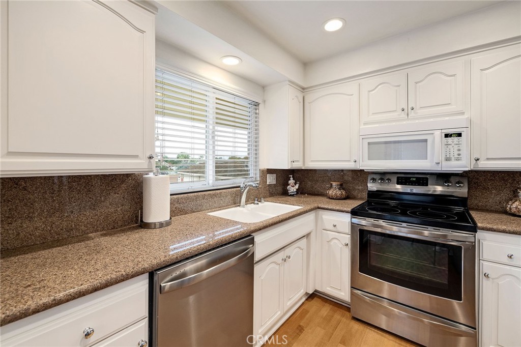 MLS #SB25262557 image #8