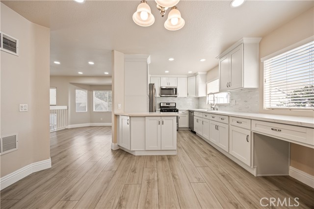 Detail Gallery Image 26 of 48 For 13144 Sycamore Village, Norwalk,  CA 90650 - 3 Beds | 3 Baths