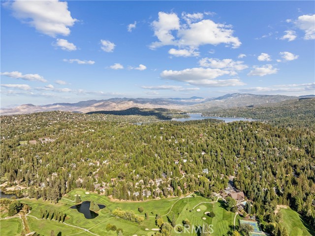 401 Grass Valley, Lake Arrowhead, CA 92352