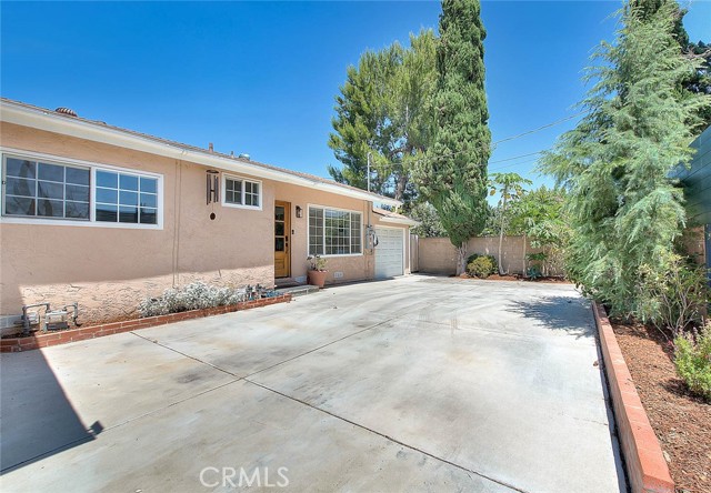 5221 Farago Avenue, Temple City CA: https://media.crmls.org/medias/9a4948cc-f854-40c7-b7dc-25a9f21813dd.jpg