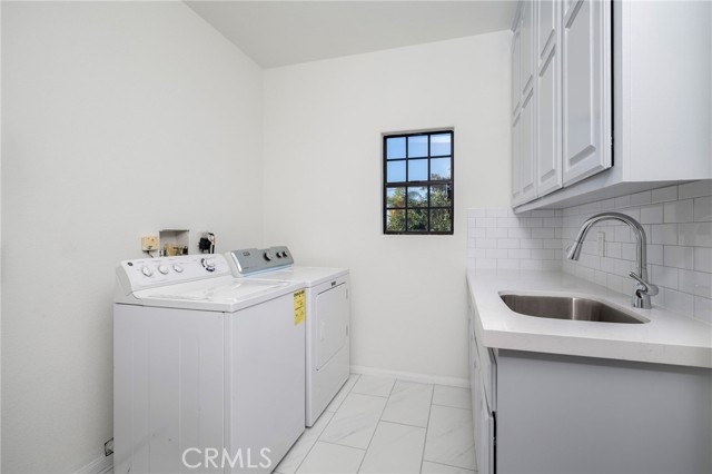 3229 Raintree Avenue, Torrance CA: https://media.crmls.org/medias/9a4982b4-c9b6-49a4-8132-e505e564c146.jpg