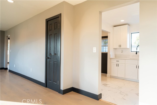 10716 Telfair Avenue, Pacoima CA: https://media.crmls.org/medias/9a499fca-bbc4-4ebd-8e92-4a639bcf1538.jpg