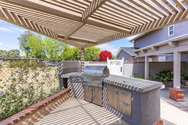 756 N Malden Avenue, Fullerton CA: https://media.crmls.org/medias/9a49e86d-2c93-4f21-8828-0d7d69b6d022.jpg