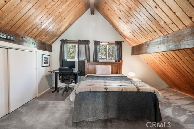 1372 Sequoia, Lake Arrowhead, CA 92352