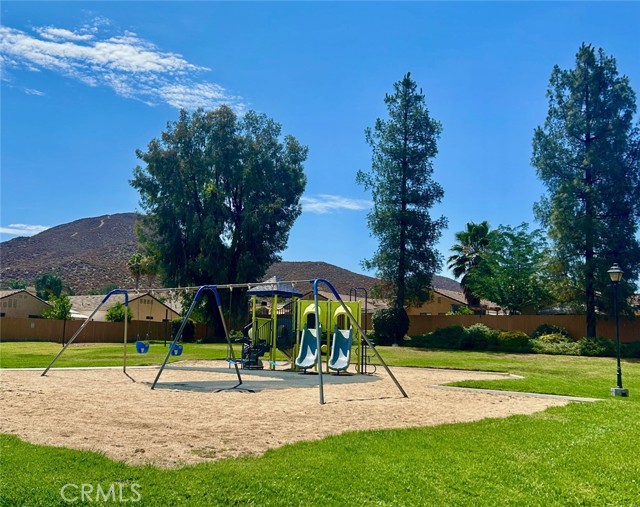 Detail Gallery Image 33 of 37 For 27935 Cactus Flower Dr, Menifee,  CA 92585 - 3 Beds | 2 Baths