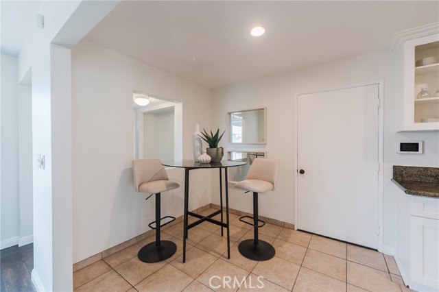 Detail Gallery Image 11 of 37 For 2127 W Sunrise Ave, Anaheim,  CA 92801 - 3 Beds | 1/1 Baths