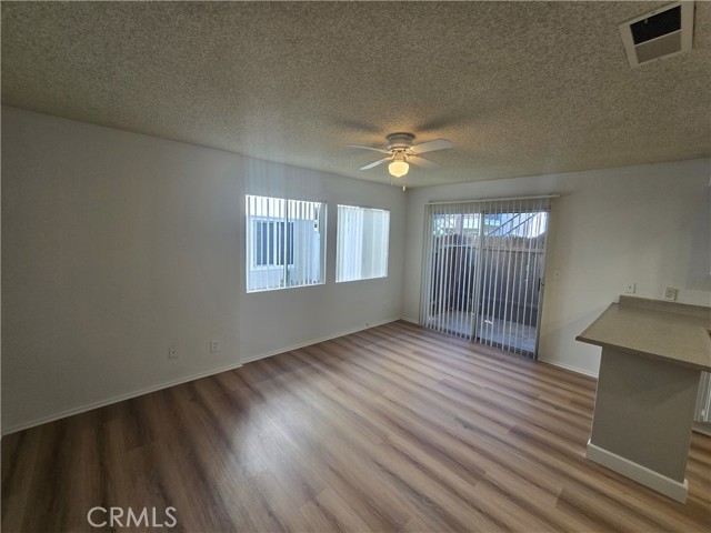 Detail Gallery Image 7 of 21 For 16772 Blanton Ln #1,  Huntington Beach,  CA 92649 - 3 Beds | 2/1 Baths