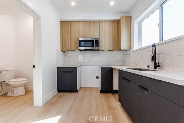 Detail Gallery Image 71 of 75 For 5209 W 20th, Los Angeles,  CA 90016 - – Beds | – Baths